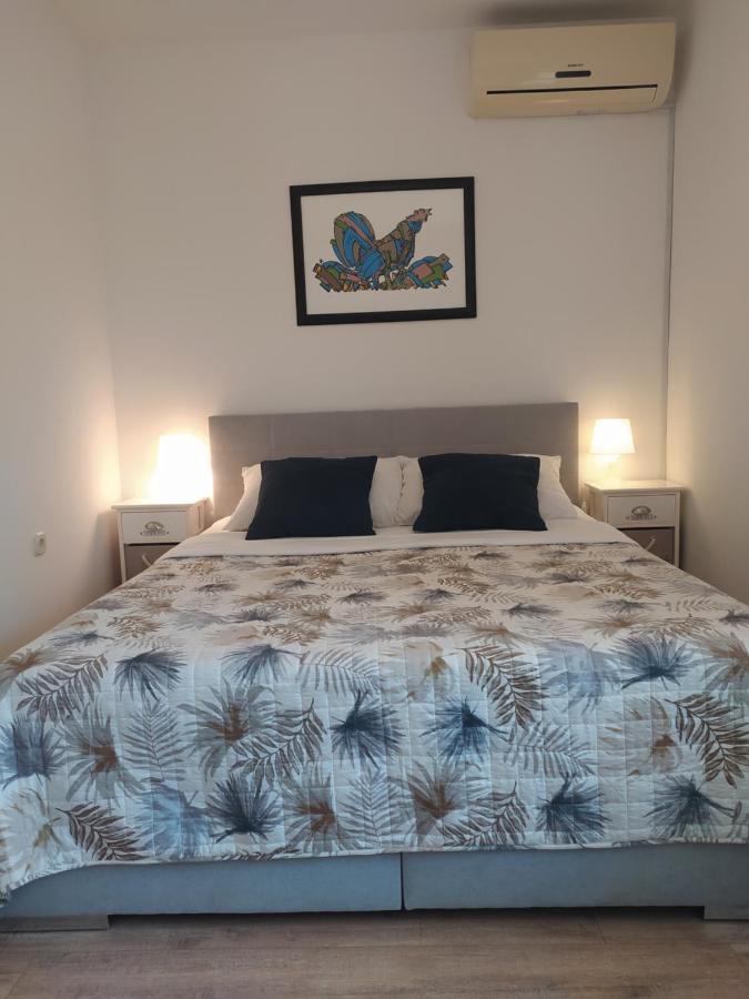 Apartment & Rooms Poppy Rose Ζαντάρ Εξωτερικό φωτογραφία
