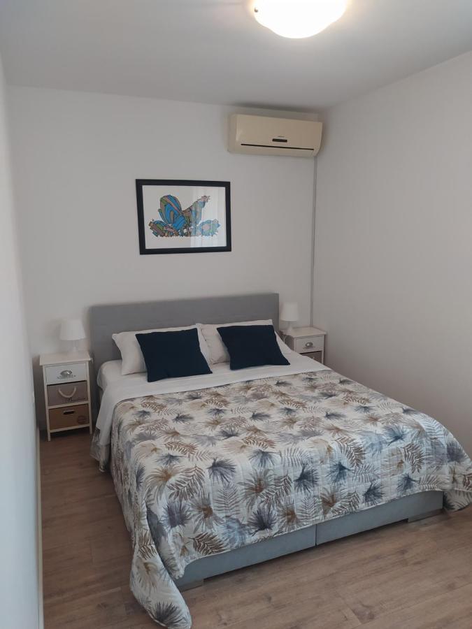 Apartment & Rooms Poppy Rose Ζαντάρ Εξωτερικό φωτογραφία