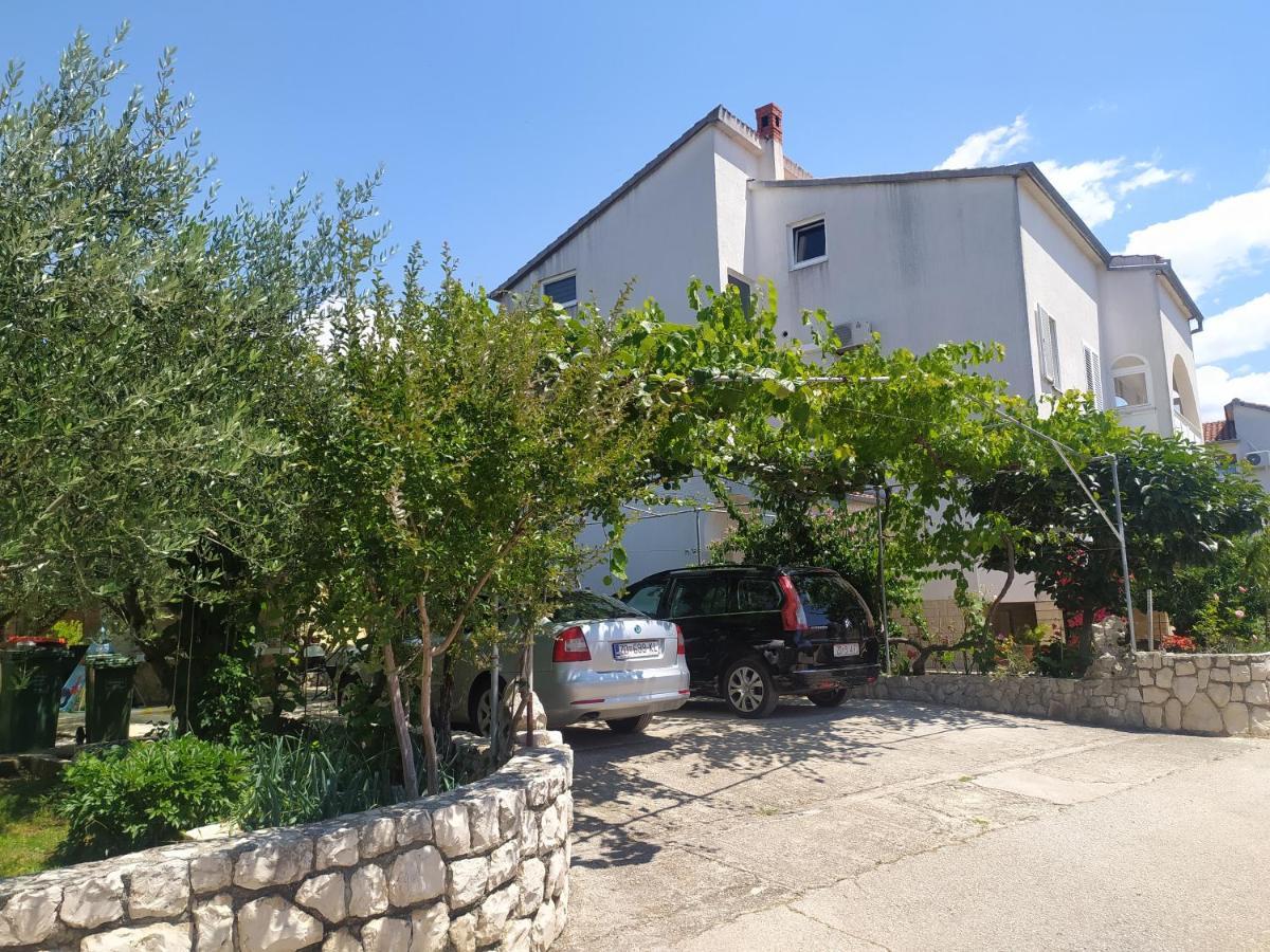 Apartment & Rooms Poppy Rose Ζαντάρ Εξωτερικό φωτογραφία