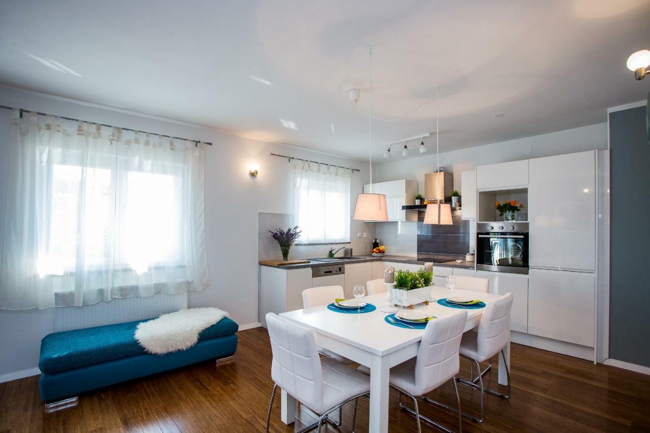 Apartment & Rooms Poppy Rose Ζαντάρ Εξωτερικό φωτογραφία