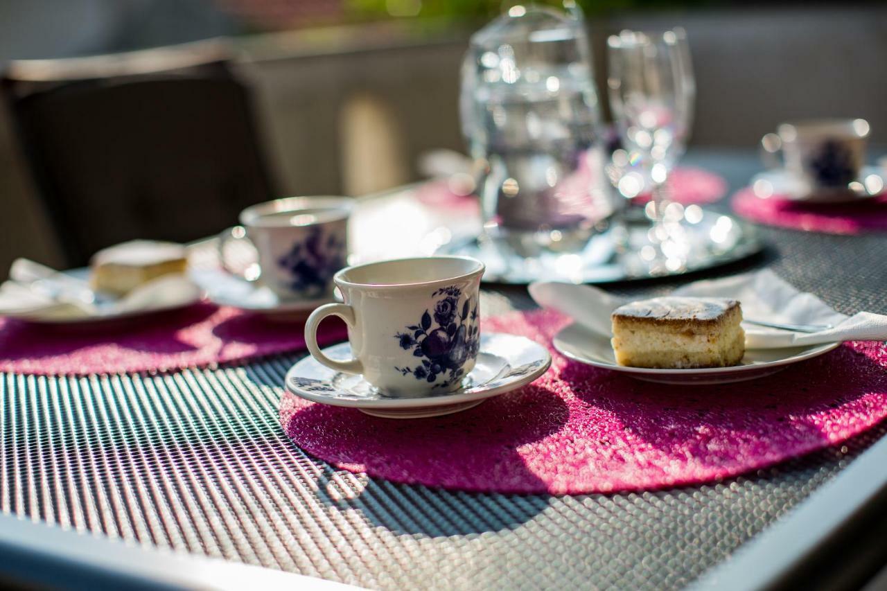 Apartment & Rooms Poppy Rose Ζαντάρ Εξωτερικό φωτογραφία